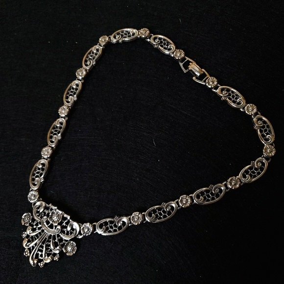 Vintage Mid Century Revival Filigree Ornate Choker - Picture 15 of 15